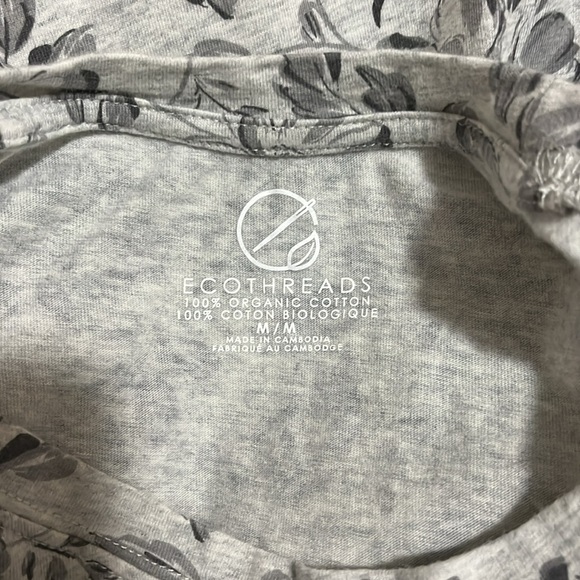 Ecothreads organic cotton floral t-shirt - Picture 4 of 7